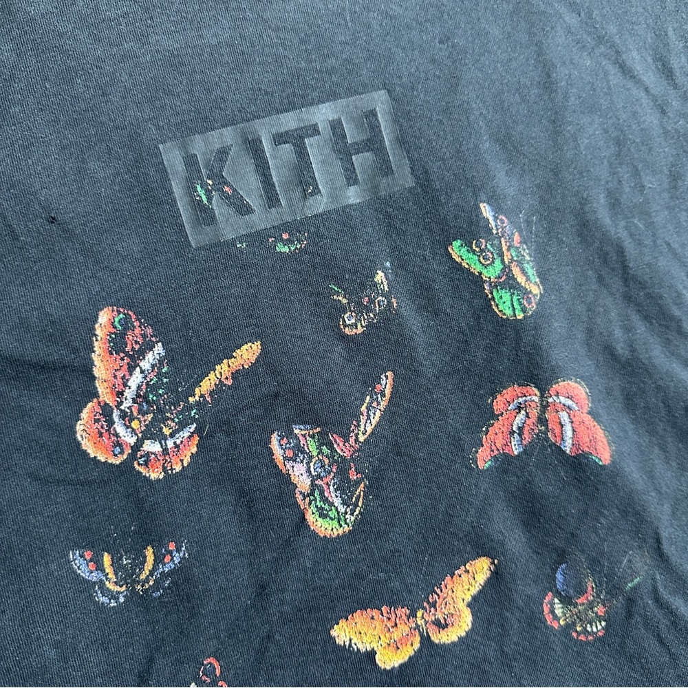 Kith Butterfly Mutatis Mutandis Vintage Tee - Picture 7 of 8